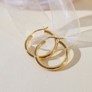 14K Yellow Gold Small Tube Hoop Earrings, 15mm